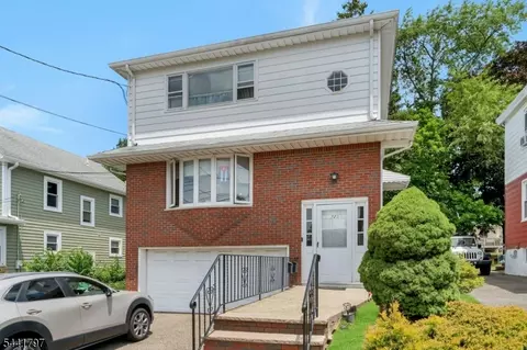 723 2nd Ave, Lyndhurst, NJ 07071