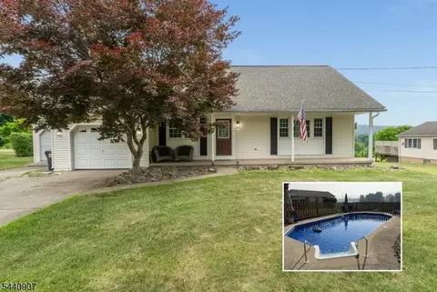 29 Stewartsville Rd, Franklin Twp, NJ 08886