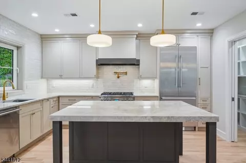 67 Myrtle Ave, Millburn, NJ 07041