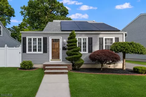 34 Chase Ave, Avenel, NJ 07001