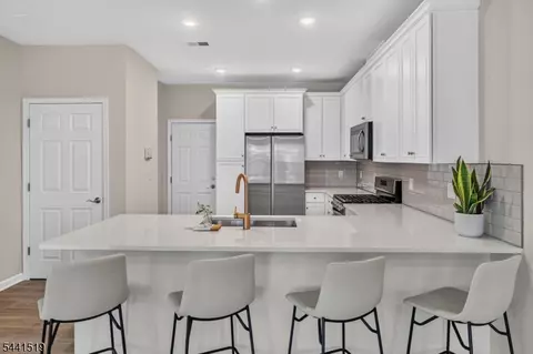 3 Sadie Cir #3101, Union, NJ 07083