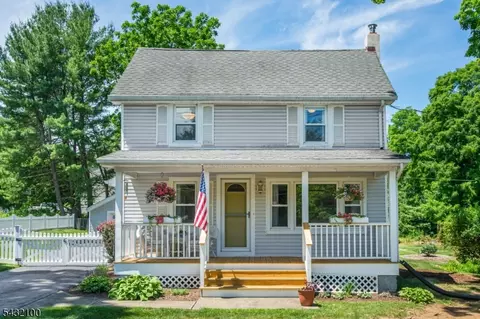 64 Main St, Flanders, NJ 07836