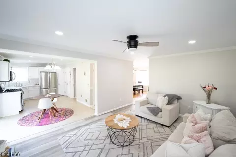 92 Connelly Ave, Budd Lake, NJ 07828