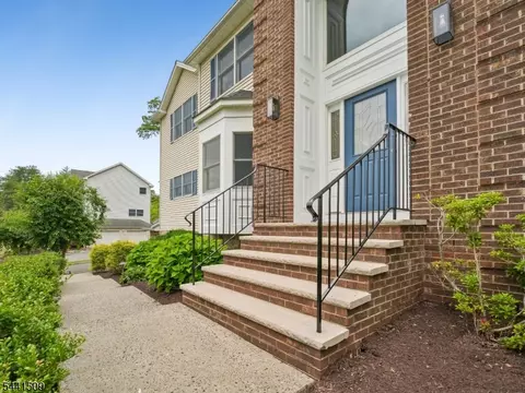 610 River Rd, Chatham Twp, NJ 07928