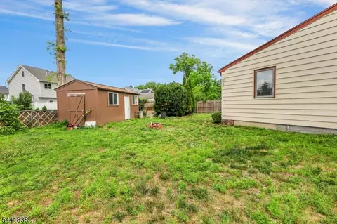 Exterior - 16 Boulevard Ave, Haskell, NJ 07420 photo 6 of 6