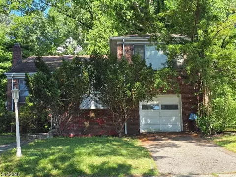 3 Gilbert Pl, West Orange, NJ 07052