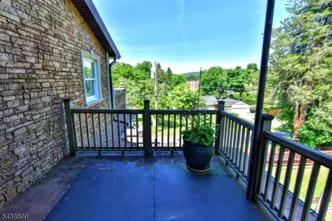 Exterior - 27 Joan St, Wayne, NJ 07470 photo 7 of 9