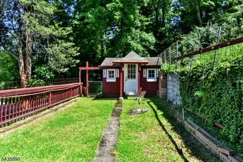 27 Joan St, Wayne, NJ 07470 photo 21