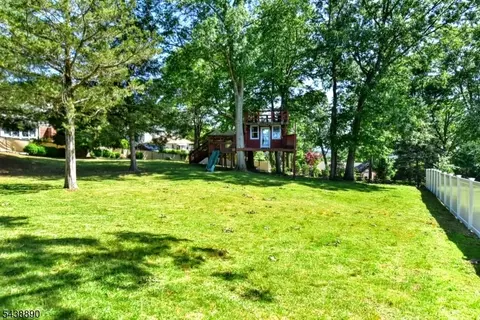 27 Joan St, Wayne, NJ 07470 photo 36