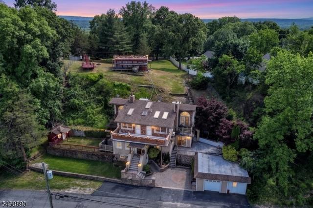 27 Joan St, Wayne, NJ 07470