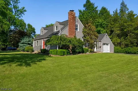 2556 Mountain Ave, Scotch Plains, NJ 07076