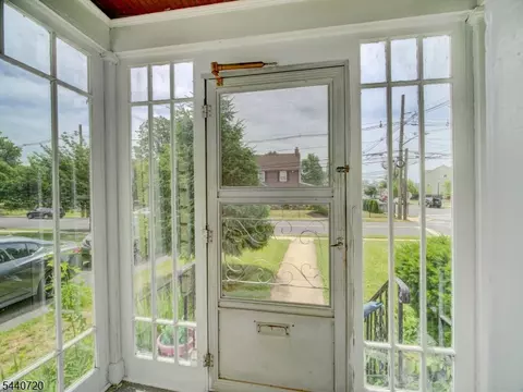 141 Parker Rd, Elizabeth, NJ 07208