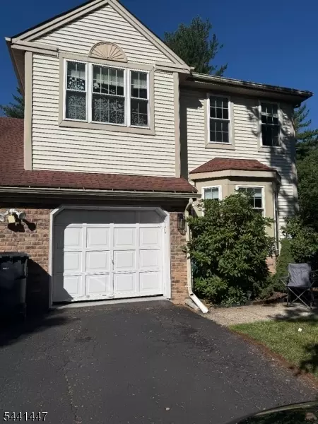 13 Mohawk Trl, Somerville, NJ 08876
