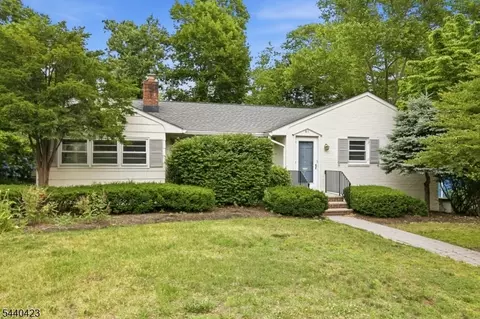 61 Samson Ave, Madison, NJ 07940