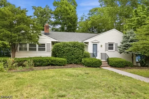61 Samson Ave, Madison, NJ 07940