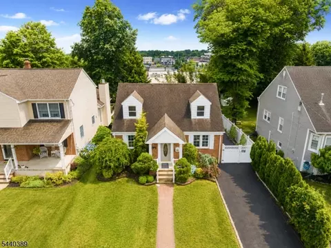 345 2nd Ave, Garwood, NJ 07027