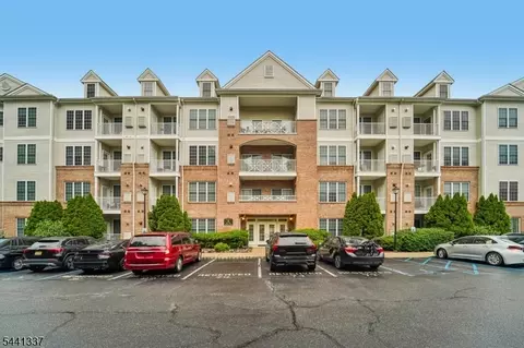 6214 Brookhaven Ct #214, Riverdale, NJ 07457