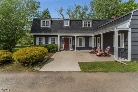 5 Brookfield Way, Mendham, NJ 07945