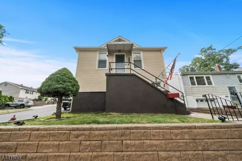 207 Van Winkle Ave, Nutley, NJ 07110