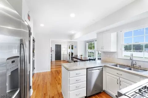 38 River Bend Rd, Clinton, NJ 08809 photo 8