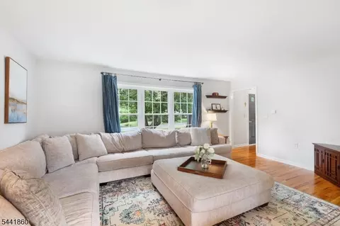 38 River Bend Rd, Clinton, NJ 08809 photo 11