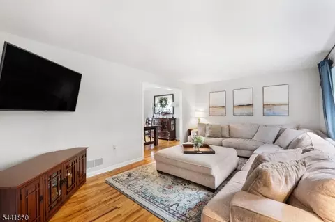 38 River Bend Rd, Clinton, NJ 08809 photo 12