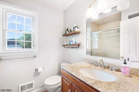 38 River Bend Rd, Clinton, NJ 08809 photo 15