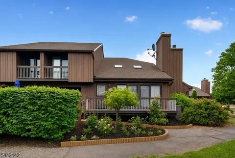 4143 Bloomingdale Dr, Hillsborough, NJ 08844