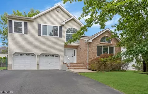 450 Vanderveer Rd, Bridgewater, NJ 08807