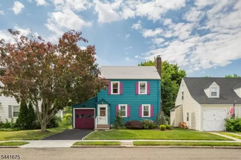 15 Pierson St, Bloomfield, NJ 07003