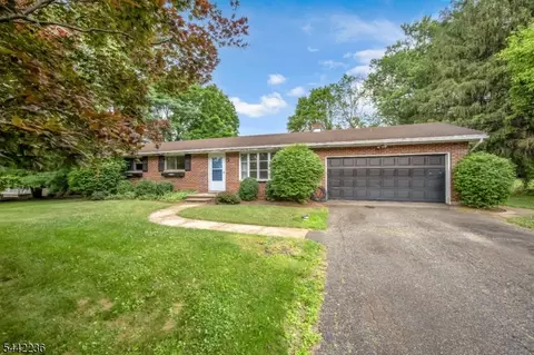 169 Rymon Rd, Washington, NJ 07882