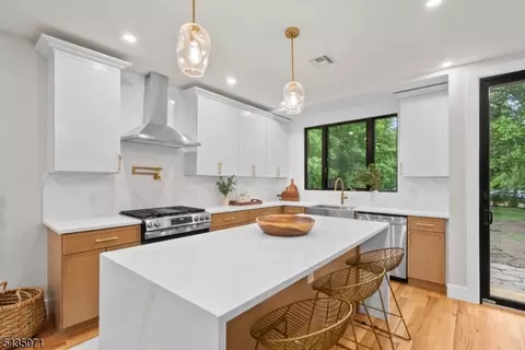 307 Hillside Ave, Nutley, NJ 07110 photo 12