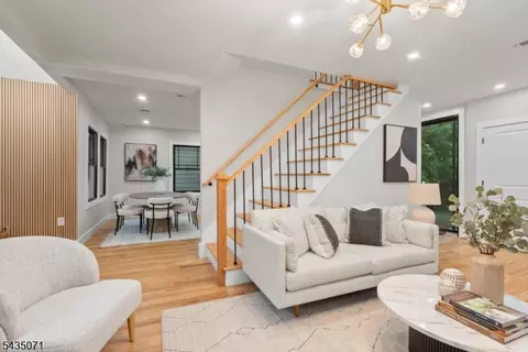 307 Hillside Ave, Nutley, NJ 07110 photo 8