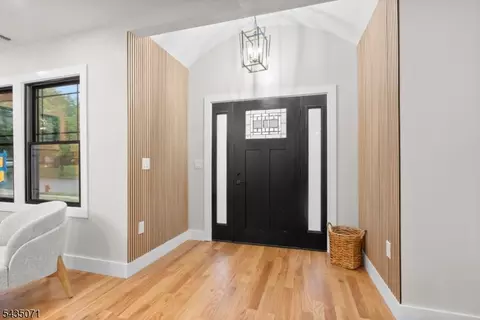 307 Hillside Ave, Nutley, NJ 07110 photo 4