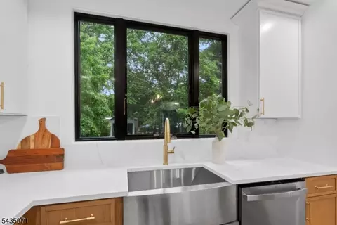 307 Hillside Ave, Nutley, NJ 07110 photo 13