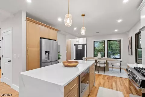 307 Hillside Ave, Nutley, NJ 07110 photo 11