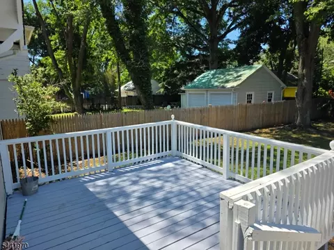 Exterior - 978 Kenyon Ave, Plainfield, NJ 07060 photo 3 of 4