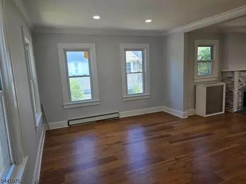 Living - 978 Kenyon Ave, Plainfield, NJ 07060 photo 4 of 5