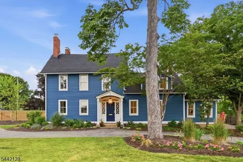 54 E Main St, Mendham, NJ 07945