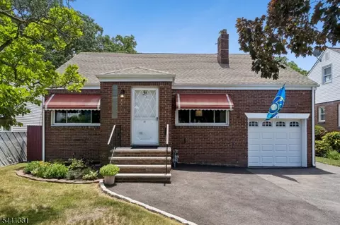 23 Elmwood Ter, Linden, NJ 07036