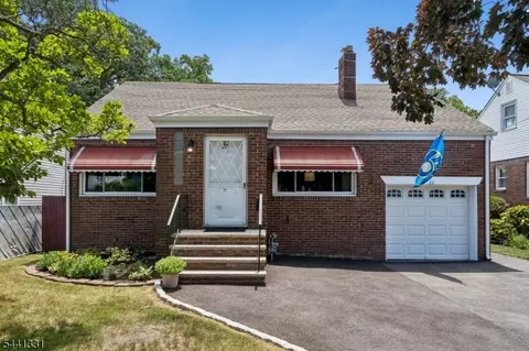 23 Elmwood Ter, Linden, NJ 07036