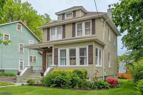 56 Woodside Rd, Maplewood, NJ 07040