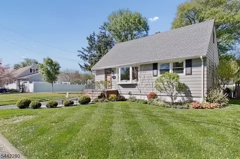 49 Parkway, Little Falls Twp, NJ 07424