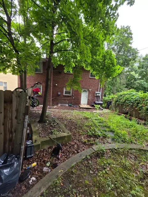 24 Chelsea Ave, East Orange, NJ 07018