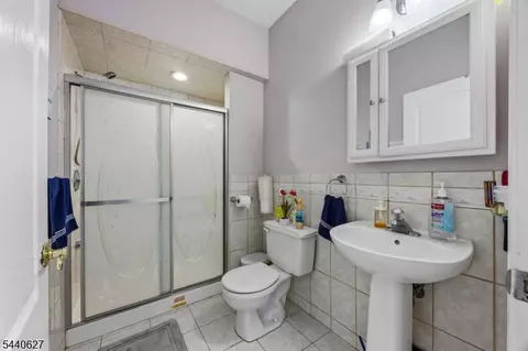 Bath - 72 Doby Rd, Randolph Twp, NJ 07945 photo 1 of 4