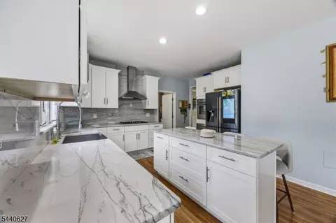 Kitchen - 72 Doby Rd, Randolph Twp, NJ 07945 photo 2 of 2