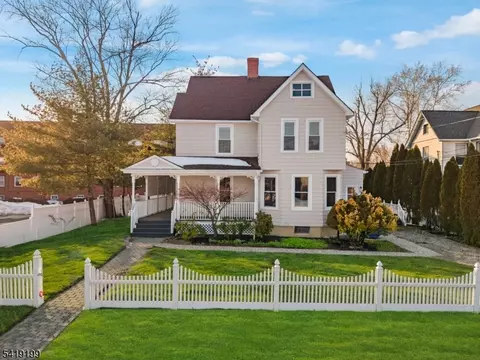 11 Eastern Ave, Somerville, NJ 08876