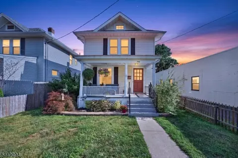 366 E Main St, Somerville, NJ 08876