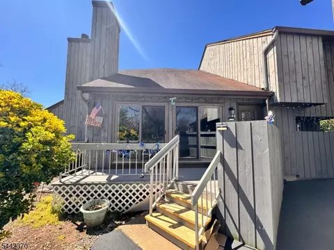 251 Gemini Dr 4a, Hillsborough, NJ 08844