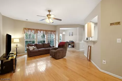 4 Steele Pl #C, Hillsborough, NJ 08844